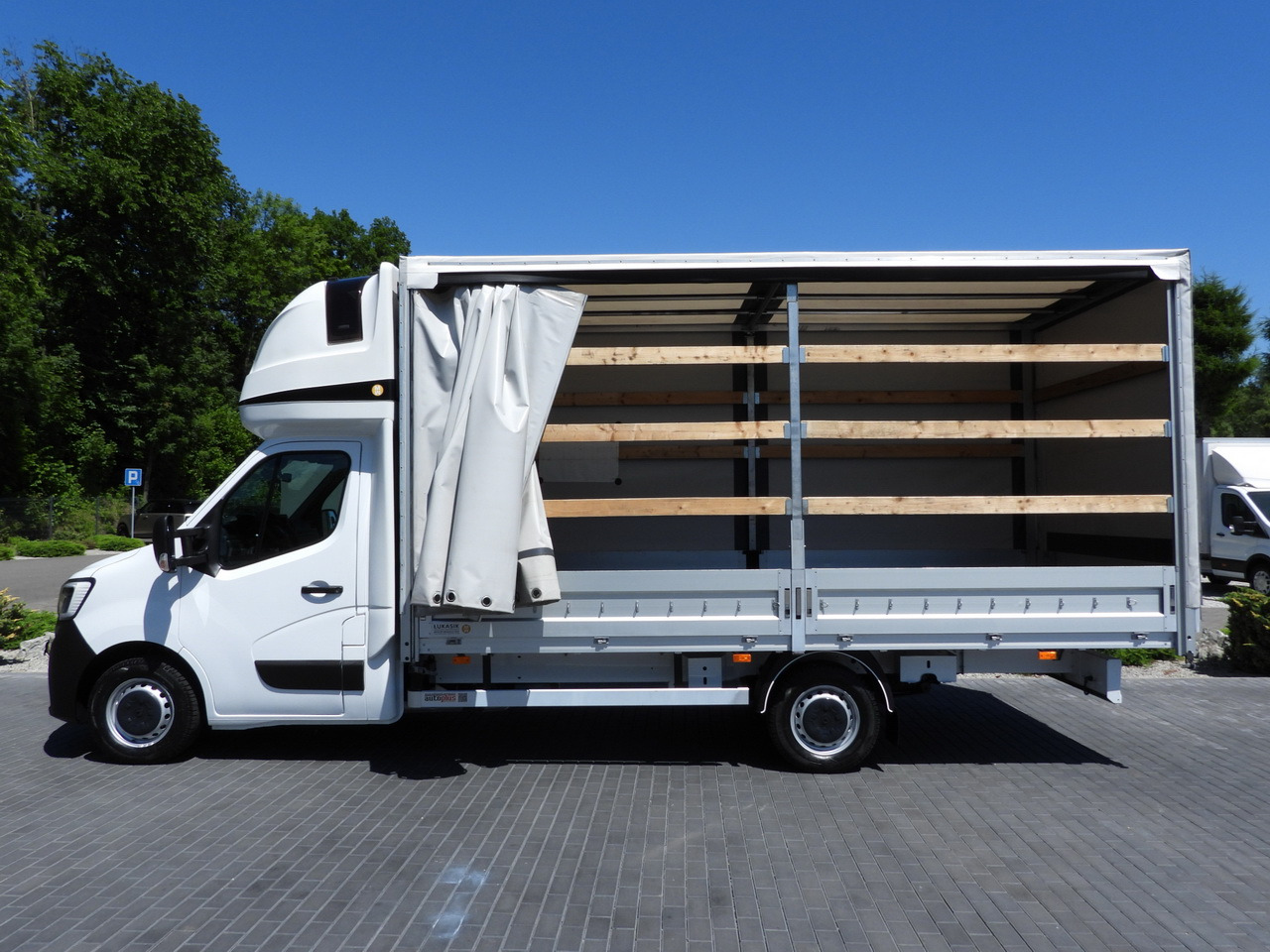 تأجير RENAULT MASTER  TARPAULIN 10 PALLETS WEBASTO CRUISE CONTROL LED LIGHTS PNEUMATICS AIR CONDITIONING  165HP RENAULT MASTER  TARPAULIN 10 PALLETS WEBASTO CRUISE CONTROL LED LIGHTS PNEUMATICS AIR CONDITIONING  165HP: صور 9