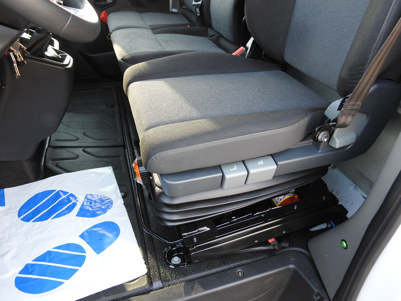 تأجير RENAULT MASTER  TARPAULIN 10 PALLETS WEBASTO CRUISE CONTROL LED LIGHTS PNEUMATICS AIR CONDITIONING  165HP RENAULT MASTER  TARPAULIN 10 PALLETS WEBASTO CRUISE CONTROL LED LIGHTS PNEUMATICS AIR CONDITIONING  165HP: صور 28