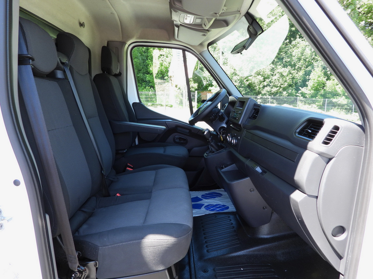 تأجير RENAULT MASTER  TARPAULIN 10 PALLETS WEBASTO CRUISE CONTROL LED LIGHTS PNEUMATICS AIR CONDITIONING  165HP RENAULT MASTER  TARPAULIN 10 PALLETS WEBASTO CRUISE CONTROL LED LIGHTS PNEUMATICS AIR CONDITIONING  165HP: صور 38