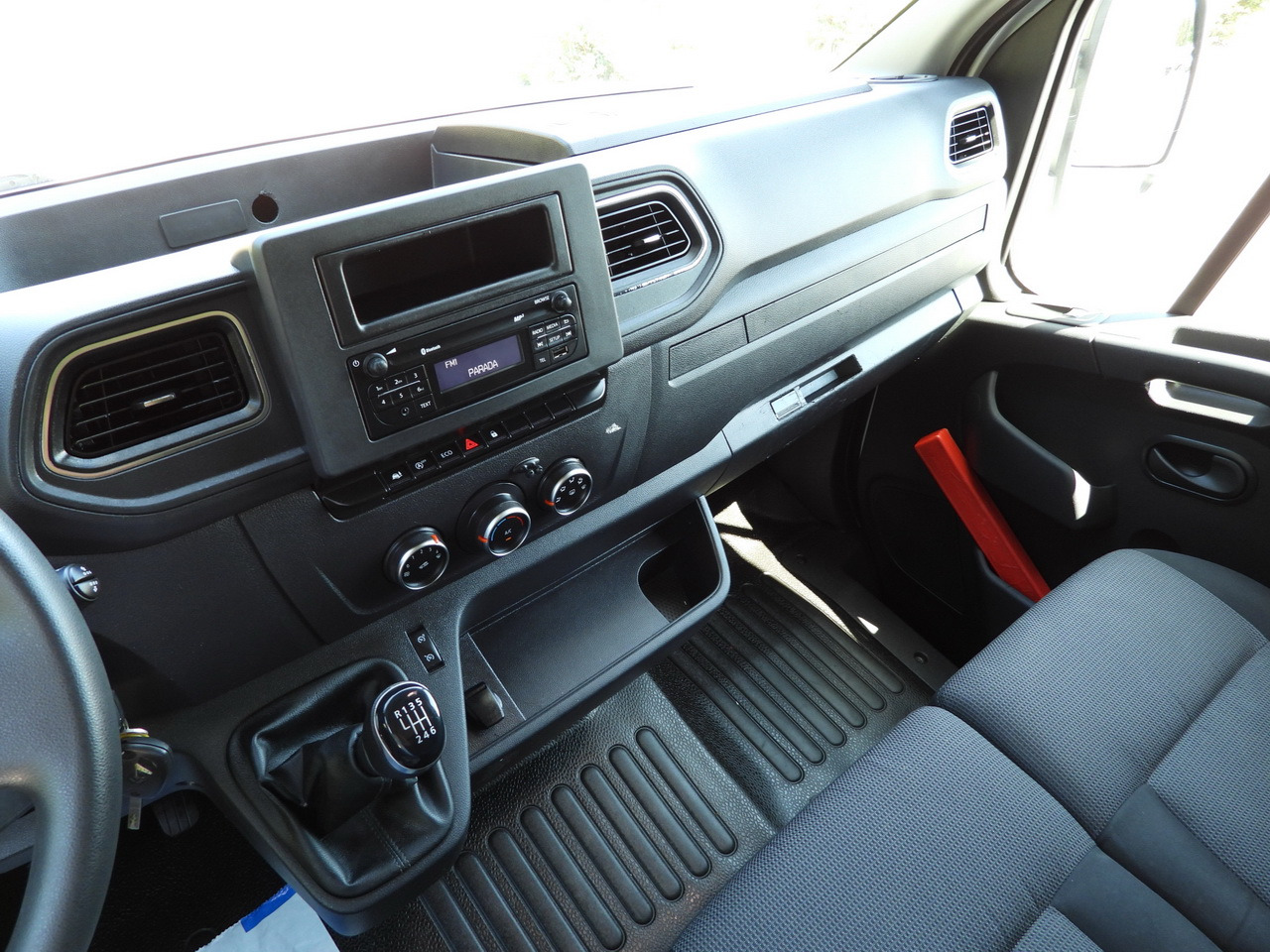 تأجير RENAULT MASTER  TARPAULIN 10 PALLETS WEBASTO CRUISE CONTROL LED LIGHTS PNEUMATICS AIR CONDITIONING  165HP RENAULT MASTER  TARPAULIN 10 PALLETS WEBASTO CRUISE CONTROL LED LIGHTS PNEUMATICS AIR CONDITIONING  165HP: صور 31