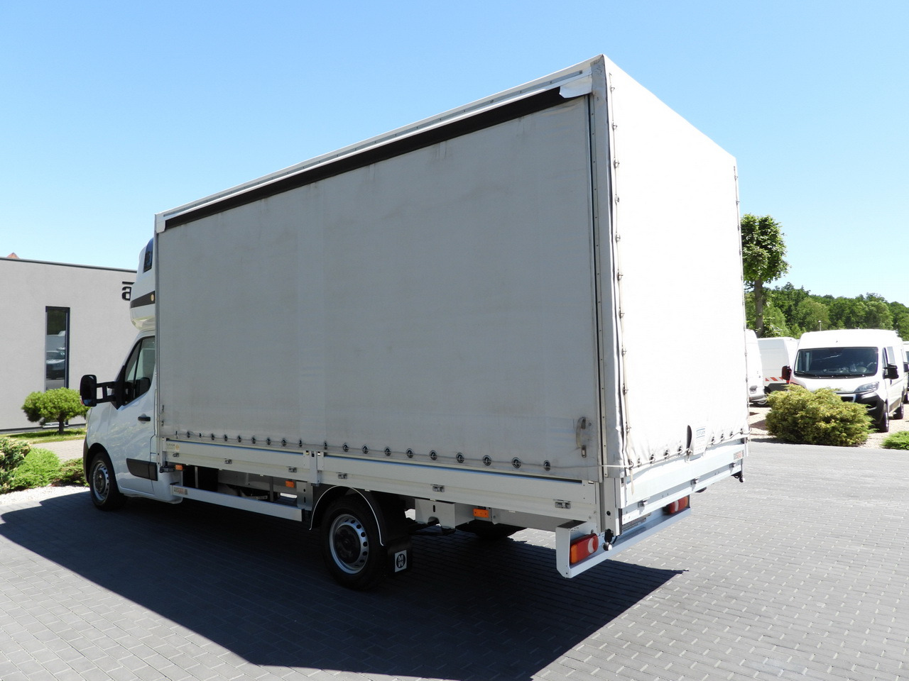 تأجير RENAULT MASTER  TARPAULIN 10 PALLETS WEBASTO CRUISE CONTROL LED LIGHTS PNEUMATICS AIR CONDITIONING  165HP RENAULT MASTER  TARPAULIN 10 PALLETS WEBASTO CRUISE CONTROL LED LIGHTS PNEUMATICS AIR CONDITIONING  165HP: صور 10