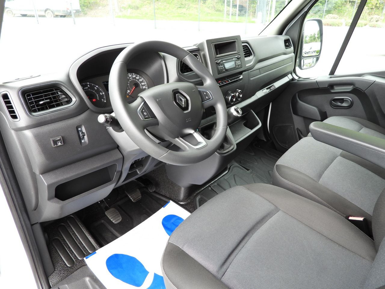 RENAULT MASTER TARPAULIN LIFT 9 PALLETS WEBASTO CRUISE CONTROL LED LIGHTS PNEUMATICS AIR CONDITIONING 165HP - الشاحنات الصغيرة ستائر: صور 2 RENAULT MASTER TARPAULIN LIFT 9 PALLETS WEBASTO CRUISE CONTROL LED LIGHTS PNEUMATICS AIR CONDITIONING 165HP - الشاحنات الصغيرة ستائر: صور 2