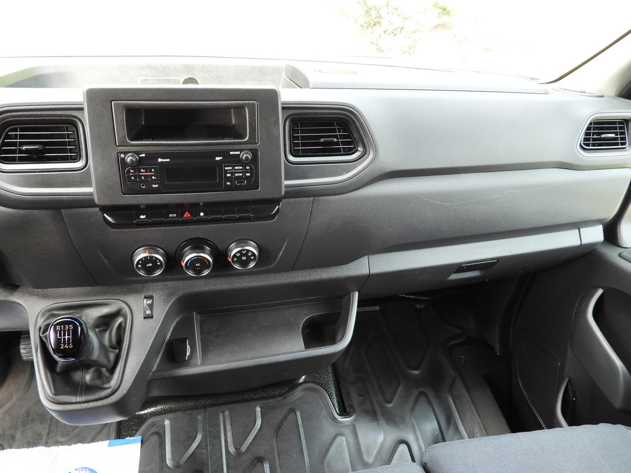 قلاب صغير RENAULT MASTER TIPPER CRUISE CONTROL LED LIGHTS TWIN WHEELS AIR CONDITIONING  130HP: صور 36