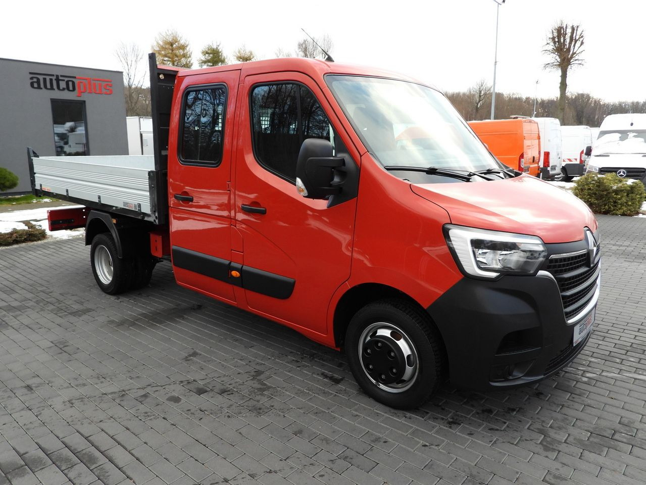 RENAULT MASTER TIPPER DOUBLE CABIN DOKA 6 SEATS CRUISE CONTROL LED LIGHTS TWIN WHEELS AIR CONDITIONING 145HP - قلاب صغير: صور 4 RENAULT MASTER TIPPER DOUBLE CABIN DOKA 6 SEATS CRUISE CONTROL LED LIGHTS TWIN WHEELS AIR CONDITIONING 145HP - قلاب صغير: صور 4