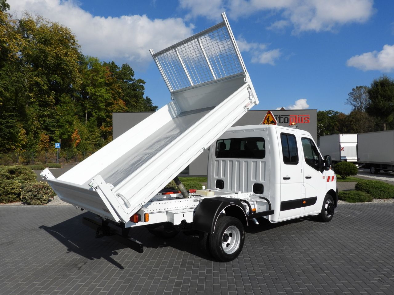 RENAULT MASTER TIPPER DOUBLE CABIN DOKA 6 SEATS CRUISE CONTROL LED LIGHTS TWIN WHEELS AIR CONDITIONING 165HP - قلاب صغير: صور 3 RENAULT MASTER TIPPER DOUBLE CABIN DOKA 6 SEATS CRUISE CONTROL LED LIGHTS TWIN WHEELS AIR CONDITIONING 165HP - قلاب صغير: صور 3