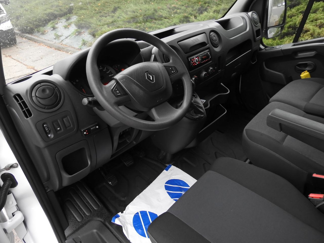 RENAULT MASTER - الشاحنات الصغيرة ستائر: صور 2 RENAULT MASTER - الشاحنات الصغيرة ستائر: صور 2