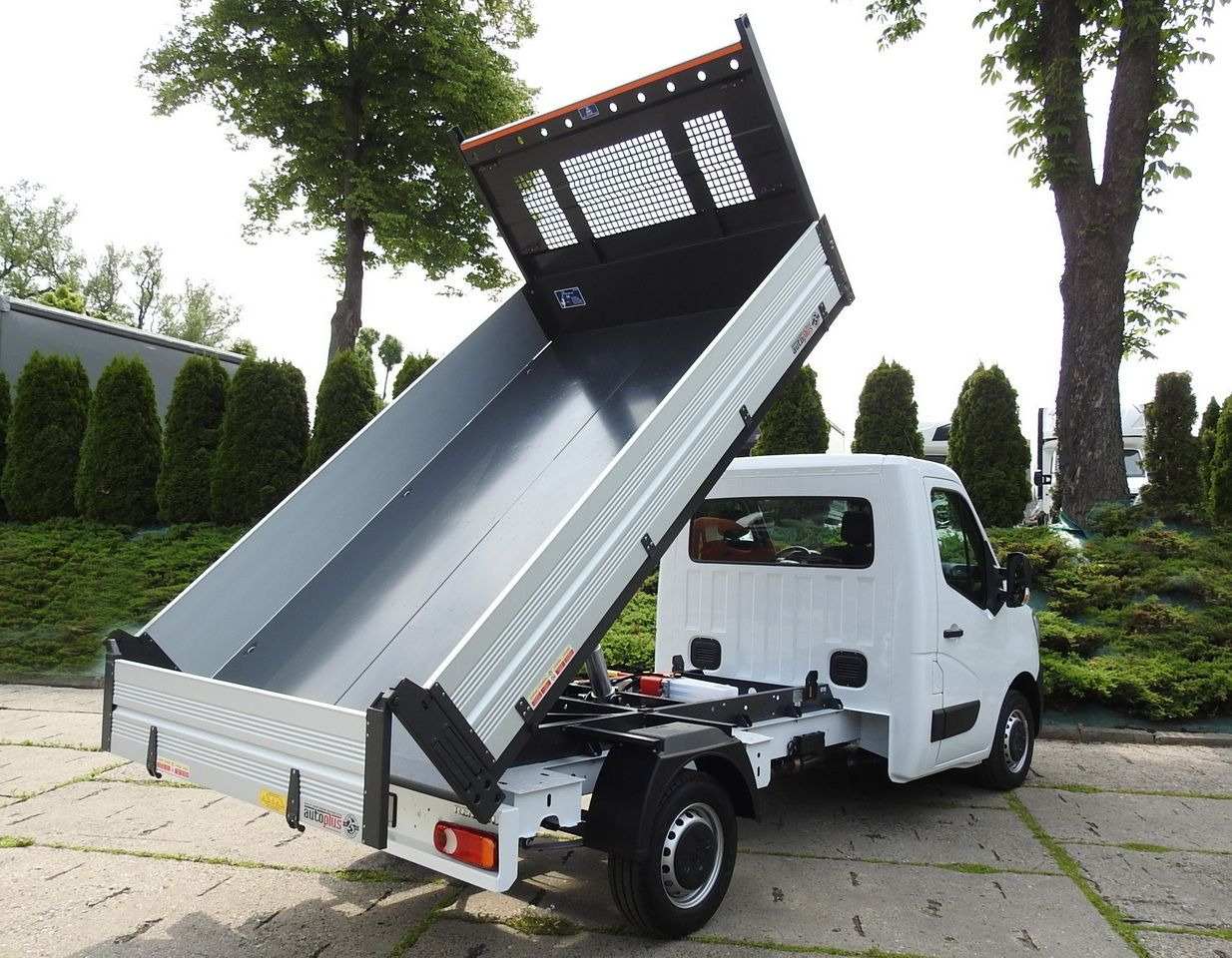 RENAULT MASTER - قلاب صغير: صور 3 RENAULT MASTER - قلاب صغير: صور 3