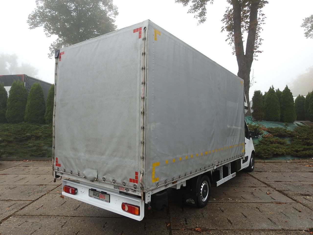 RENAULT MASTER - الشاحنات الصغيرة ستائر: صور 3 RENAULT MASTER - الشاحنات الصغيرة ستائر: صور 3