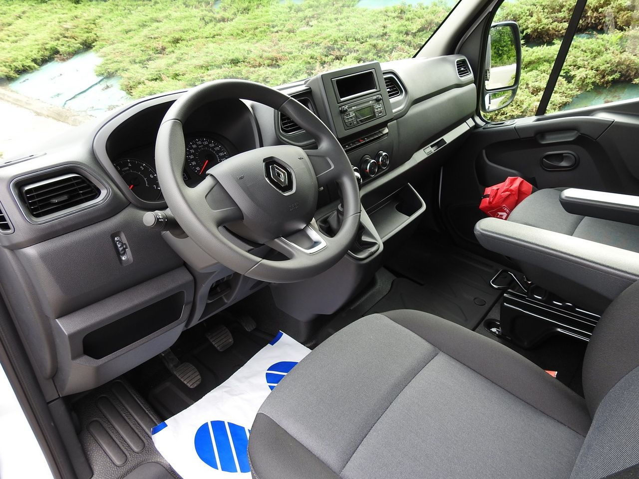 RENAULT MASTER - قلاب صغير: صور 2 RENAULT MASTER - قلاب صغير: صور 2