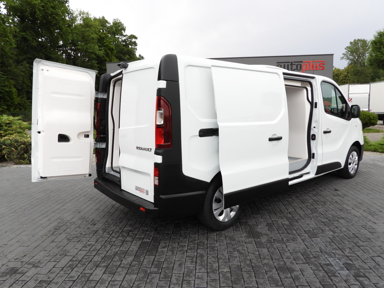 RENAULT TRAFIC REFRIGERATOR VAN -5*C POWER SUPPLY 230V CRUISE CONTROL LED LIGHTS AIR CONDITIONING 120HP - الشاحنات الصغيرة المبردة: صور 3 RENAULT TRAFIC REFRIGERATOR VAN -5*C POWER SUPPLY 230V CRUISE CONTROL LED LIGHTS AIR CONDITIONING 120HP - الشاحنات الصغيرة المبردة: صور 3