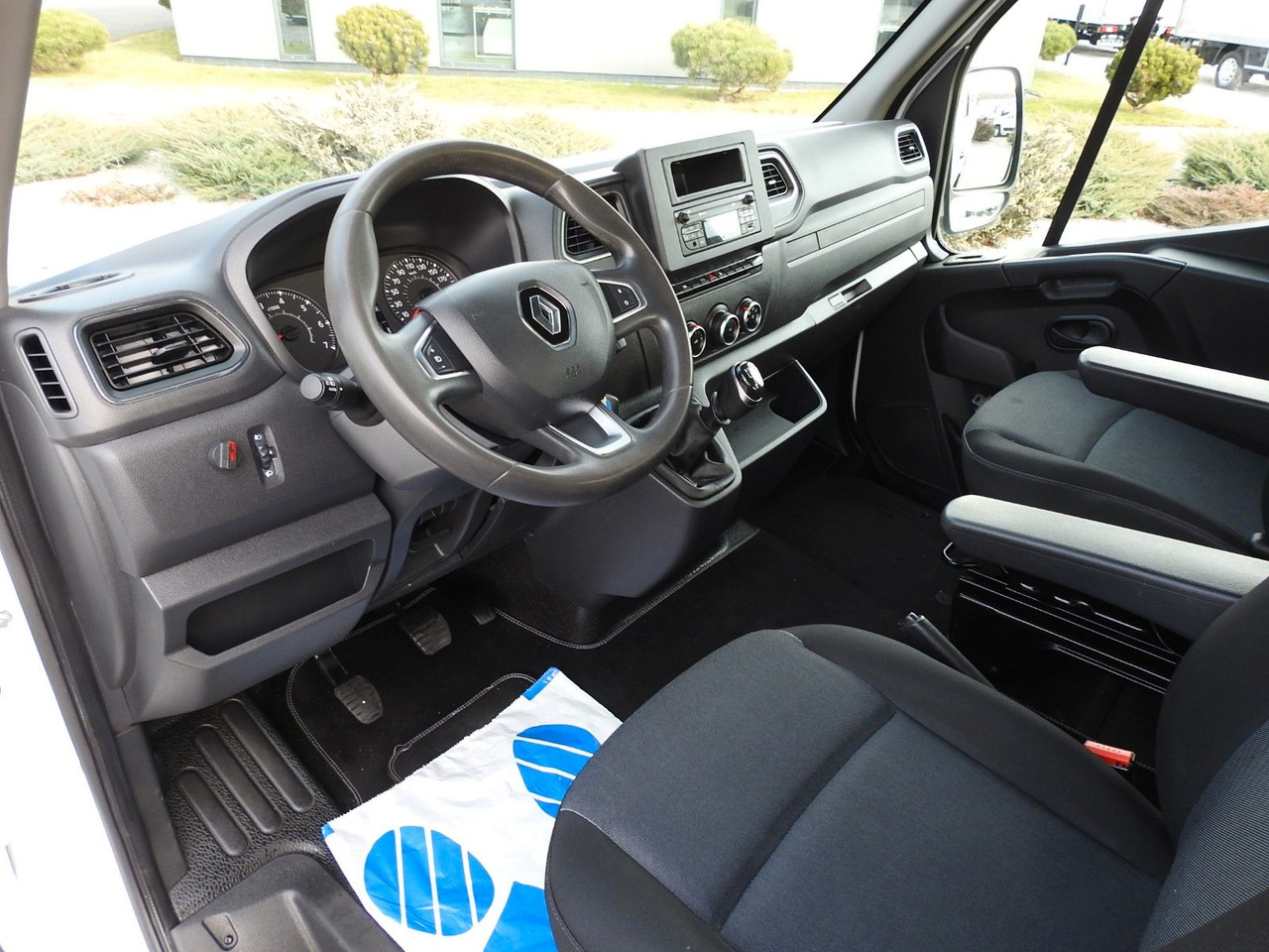 Renault MASTER KIPPER DOPPELKABINE DOKA 6 SITZE TEMPOMAT - قلاب صغير, الشاحنات الصغيرة كابينة مزدوجة: صور 2 Renault MASTER KIPPER DOPPELKABINE DOKA 6 SITZE TEMPOMAT - قلاب صغير, الشاحنات الصغيرة كابينة مزدوجة: صور 2
