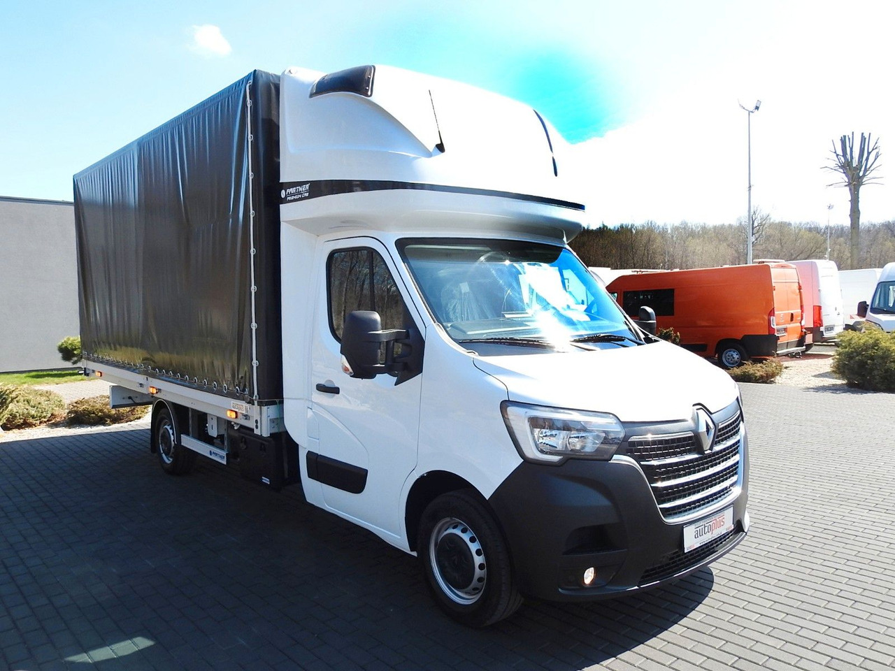 Renault MASTER PRITSCHE PLANE 10 PALETTEN WEBASTO A/C - الشاحنات الصغيرة ستائر: صور 4 Renault MASTER PRITSCHE PLANE 10 PALETTEN WEBASTO A/C - الشاحنات الصغيرة ستائر: صور 4