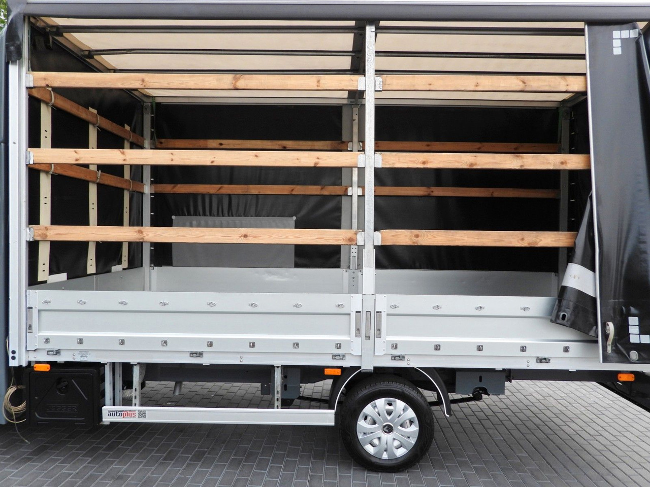 الشاحنات الصغيرة ستائر Renault MASTER PRITSCHE PLANE 10 PALETTEN WEBASTO TEMPOM: صور 17