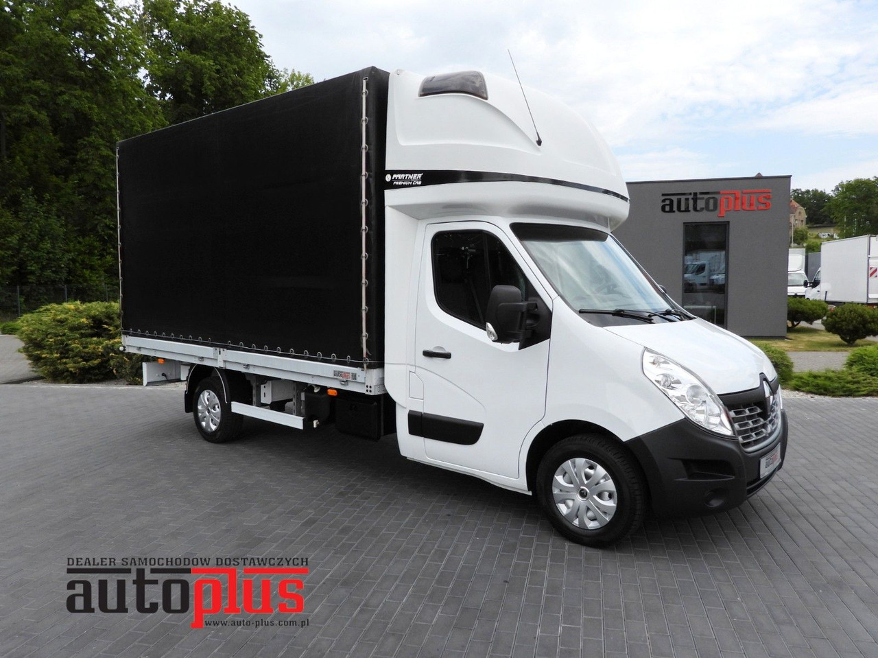 Renault MASTER PRITSCHE PLANE 8 PALETTEN WEBASTO - الشاحنات الصغيرة ستائر: صور 1 Renault MASTER PRITSCHE PLANE 8 PALETTEN WEBASTO - الشاحنات الصغيرة ستائر: صور 1