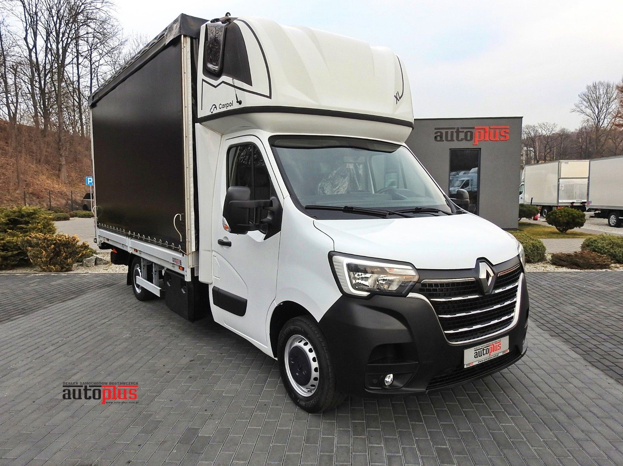 Renault MASTER PRITSCHE PLANE AUFZUG 9 PALETEN TEMPOMAT - الشاحنات الصغيرة ستائر: صور 1 Renault MASTER PRITSCHE PLANE AUFZUG 9 PALETEN TEMPOMAT - الشاحنات الصغيرة ستائر: صور 1