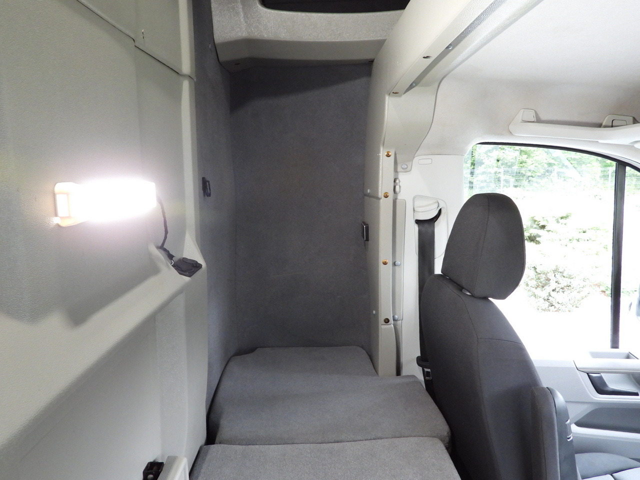 الشاحنات الصغيرة ستائر VOLKSWAGEN CRAFTER  TARPAULIN 8 PALLETS WEBASTO CRUISE CONTROL LED LIGHTS AIR CONDITIONING  180HP: صور 43