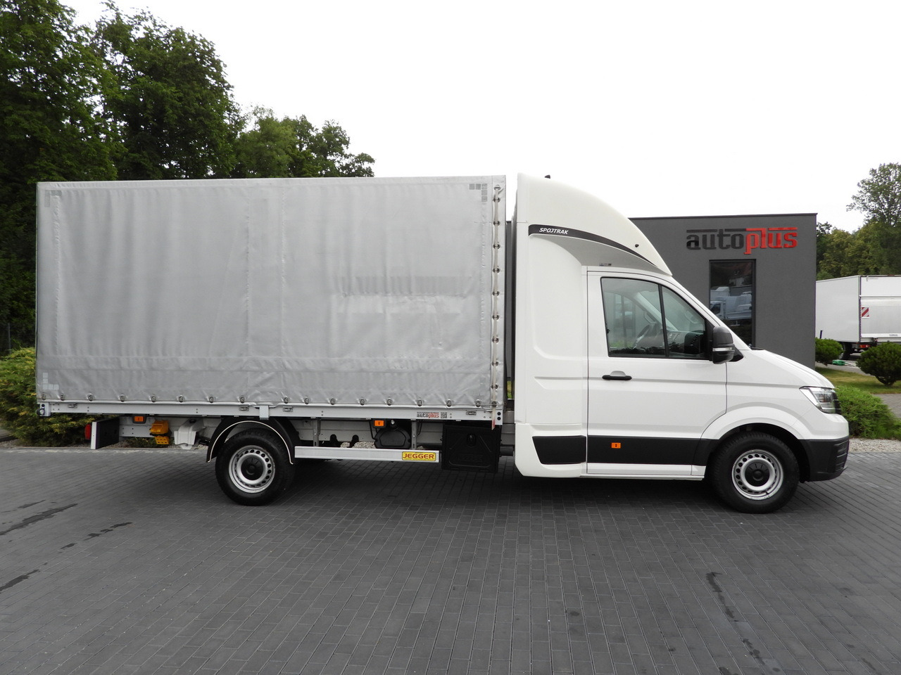 الشاحنات الصغيرة ستائر VOLKSWAGEN CRAFTER  TARPAULIN 8 PALLETS WEBASTO CRUISE CONTROL LED LIGHTS AIR CONDITIONING  180HP: صور 7