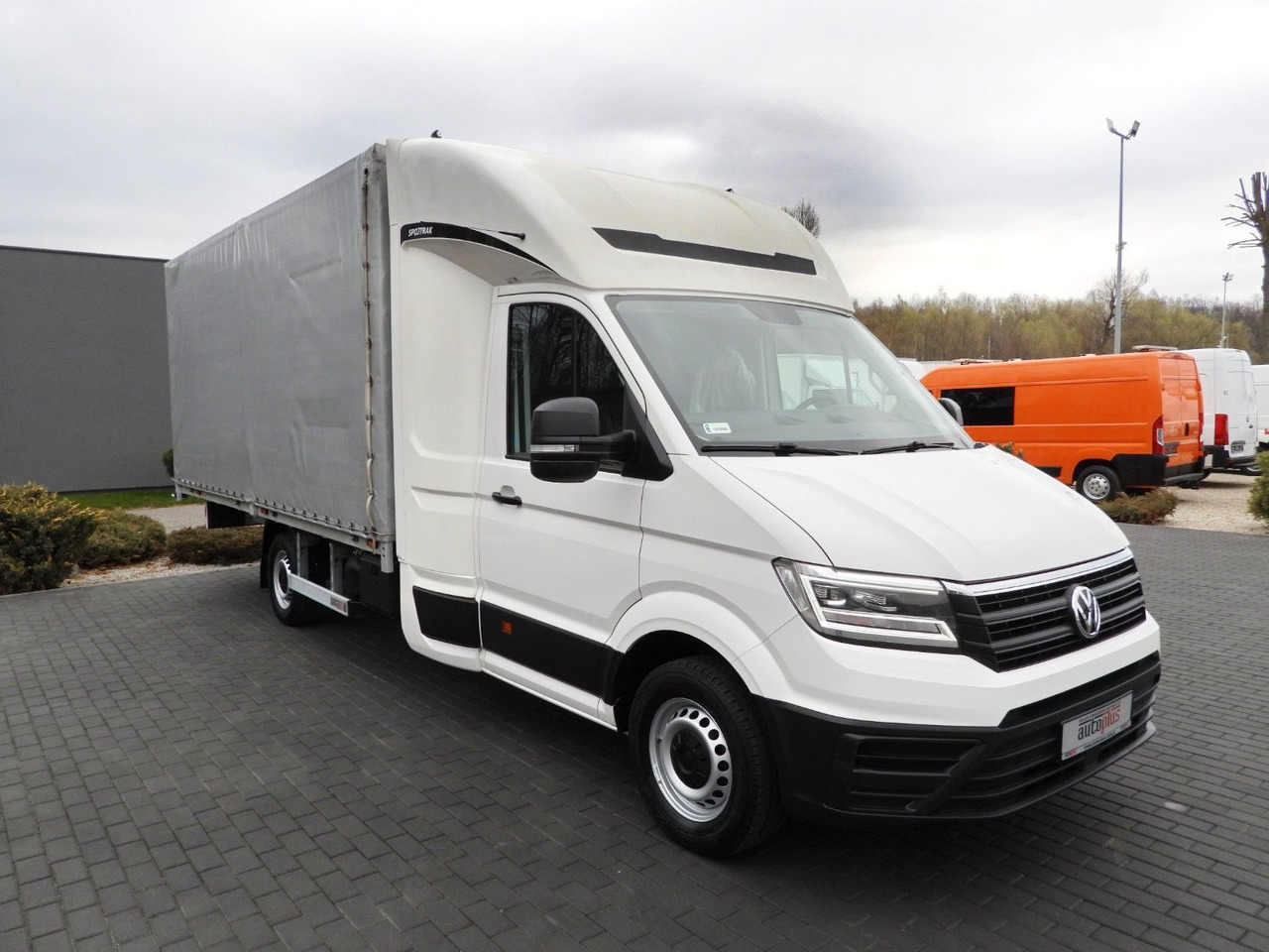 Volkswagen CRAFTER PRITSCHE PLANE 10 PALETTEN WEBASTO - الشاحنات الصغيرة ستائر: صور 4 Volkswagen CRAFTER PRITSCHE PLANE 10 PALETTEN WEBASTO - الشاحنات الصغيرة ستائر: صور 4