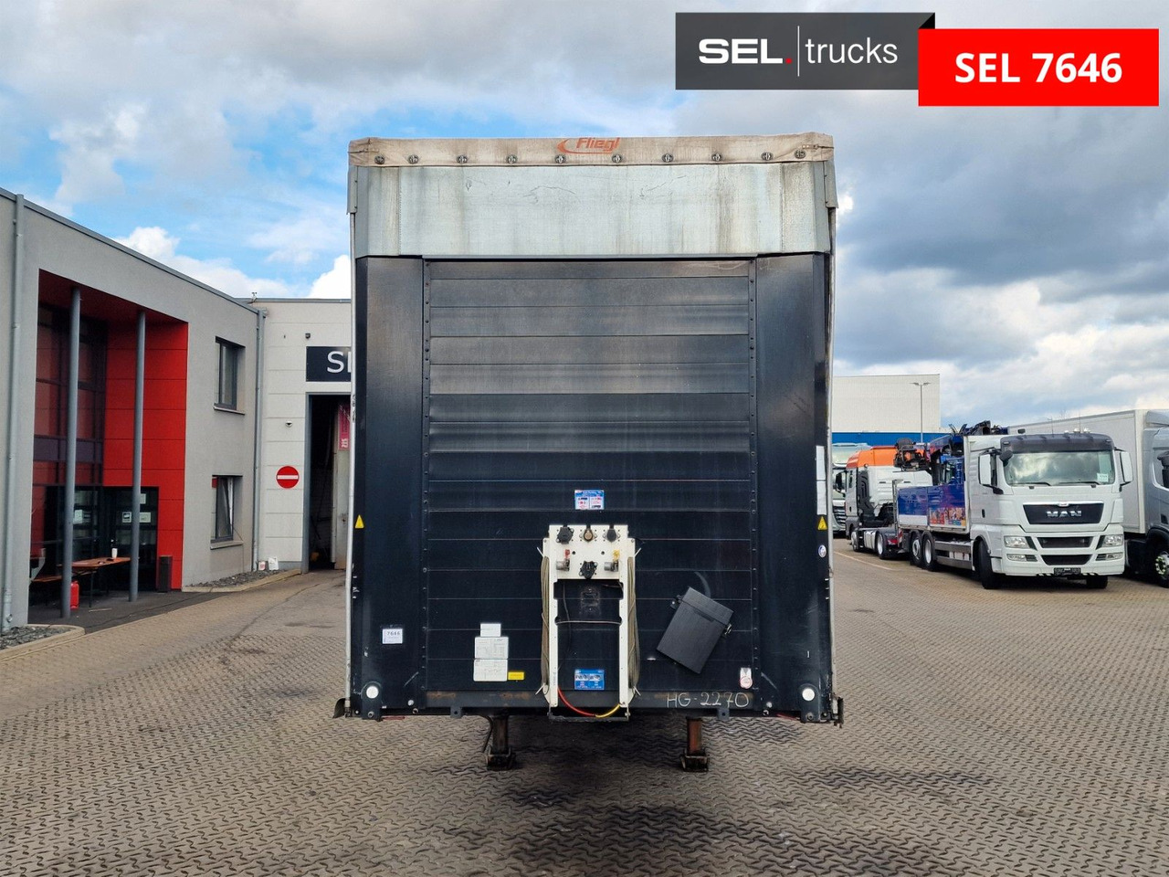 Fliegl SZS320 / Hubdach / EDSCHA / Mega - الخيمة نصف مقطورة: صور 2 Fliegl SZS320 / Hubdach / EDSCHA / Mega - الخيمة نصف مقطورة: صور 2