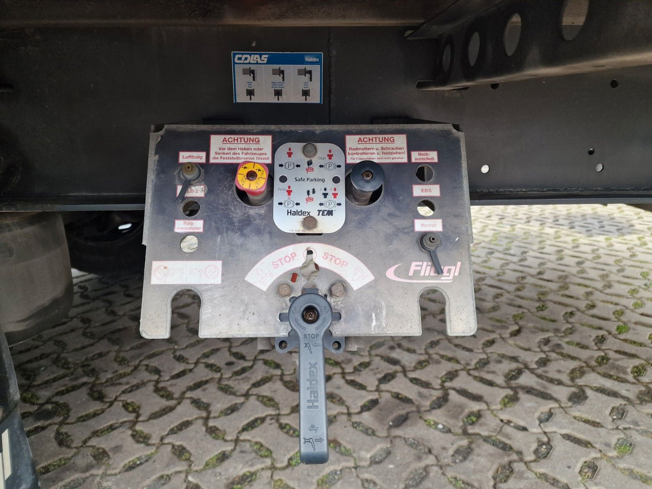 الخيمة نصف مقطورة Fliegl SZS320 / Hubdach / EDSCHA / Mega: صور 32