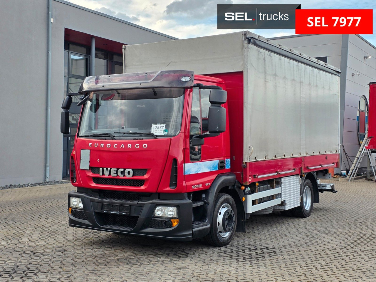 Iveco Eurocargo 120E28 / Ladebordwand / Aluklappen - شاحنة ستارة: صور 1 Iveco Eurocargo 120E28 / Ladebordwand / Aluklappen - شاحنة ستارة: صور 1