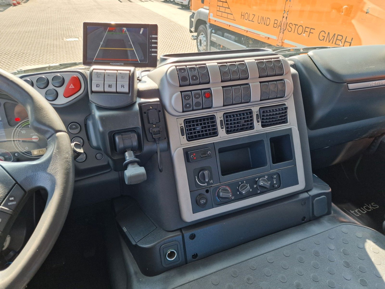 بصندوق مغلق شاحنة Iveco Stralis 360 / Ladebordwand: صور 24