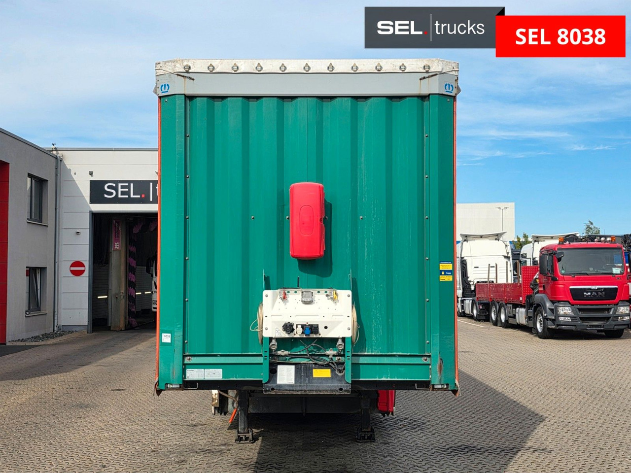 Krone SD / Palettenkasten / Liftachse - الخيمة نصف مقطورة: صور 2 Krone SD / Palettenkasten / Liftachse - الخيمة نصف مقطورة: صور 2