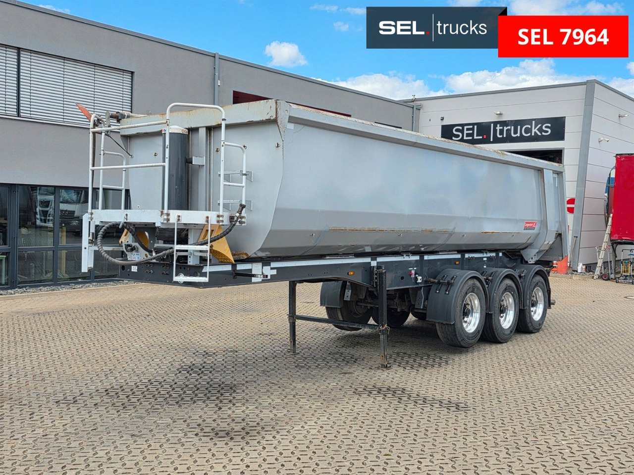 Langendorf SKS-HS 24/30 / Alu-Felgen / Liftachse - قلابة نصف مقطورة: صور 1 Langendorf SKS-HS 24/30 / Alu-Felgen / Liftachse - قلابة نصف مقطورة: صور 1