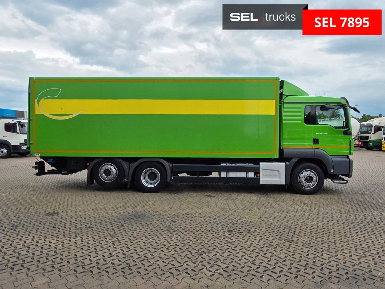 MAN TGS 26.400 6X2-4 LL / Ldbw / ADR AT / Lenkachse - بصندوق مغلق شاحنة: صور 4 MAN TGS 26.400 6X2-4 LL / Ldbw / ADR AT / Lenkachse - بصندوق مغلق شاحنة: صور 4