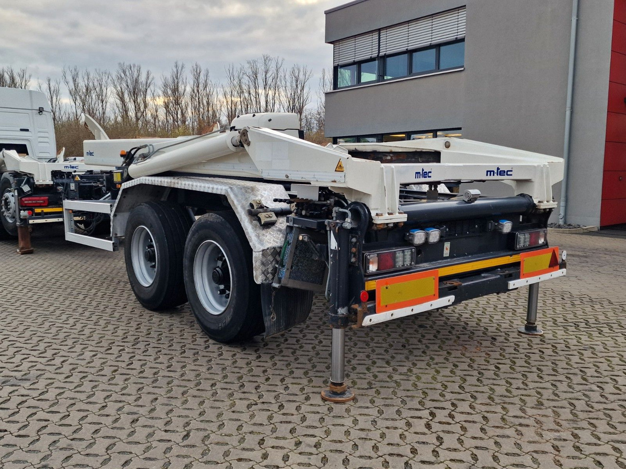 قلابات MAN TGS 35.500.8X2-6 BL / Silosteller / Lenkachse: صور 27