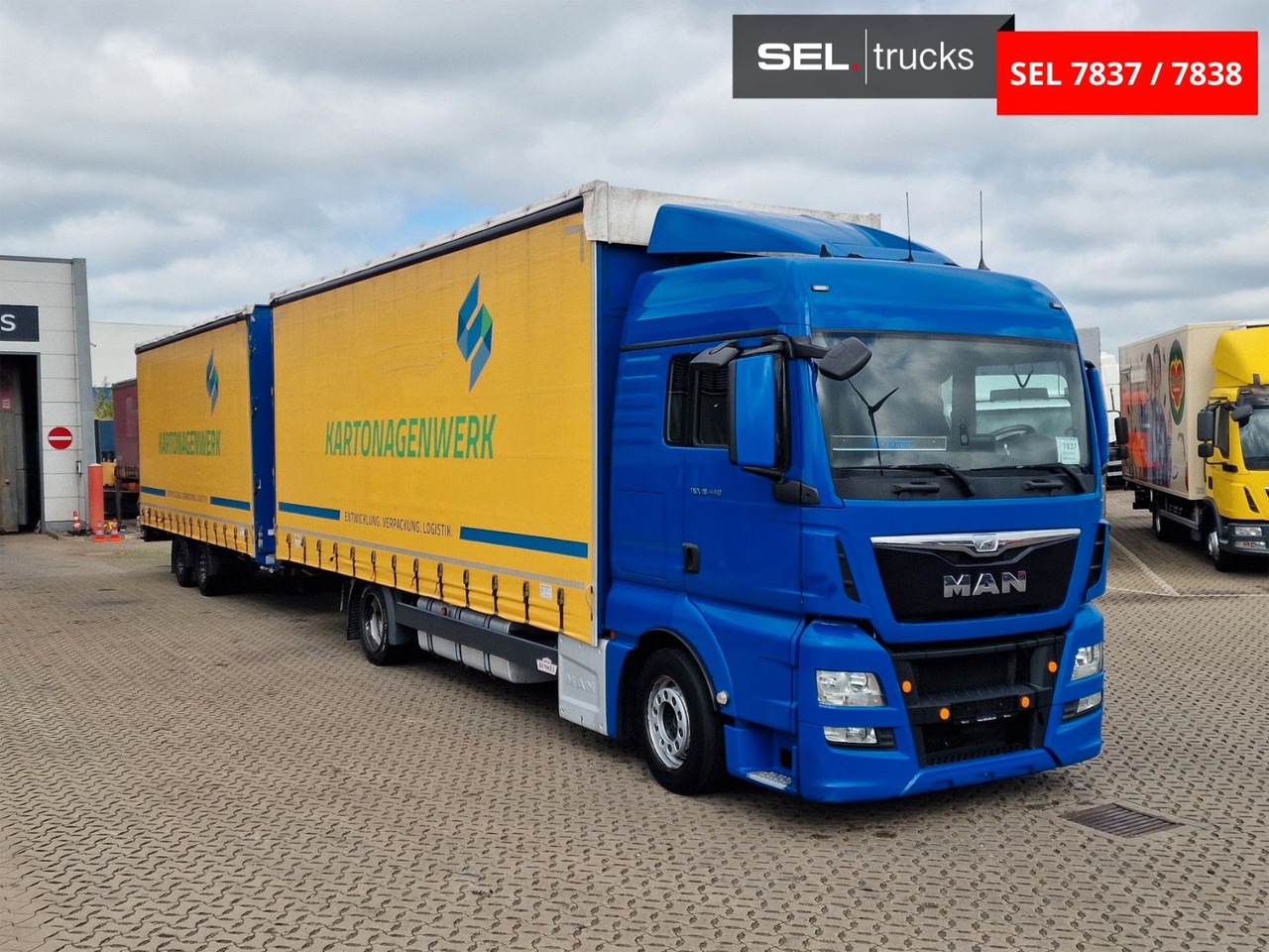 MAN TGX 18.440 4X2 LL-U/ Intarder /Hubdach/Durchlade - شاحنة ستارة: صور 3 MAN TGX 18.440 4X2 LL-U/ Intarder /Hubdach/Durchlade - شاحنة ستارة: صور 3