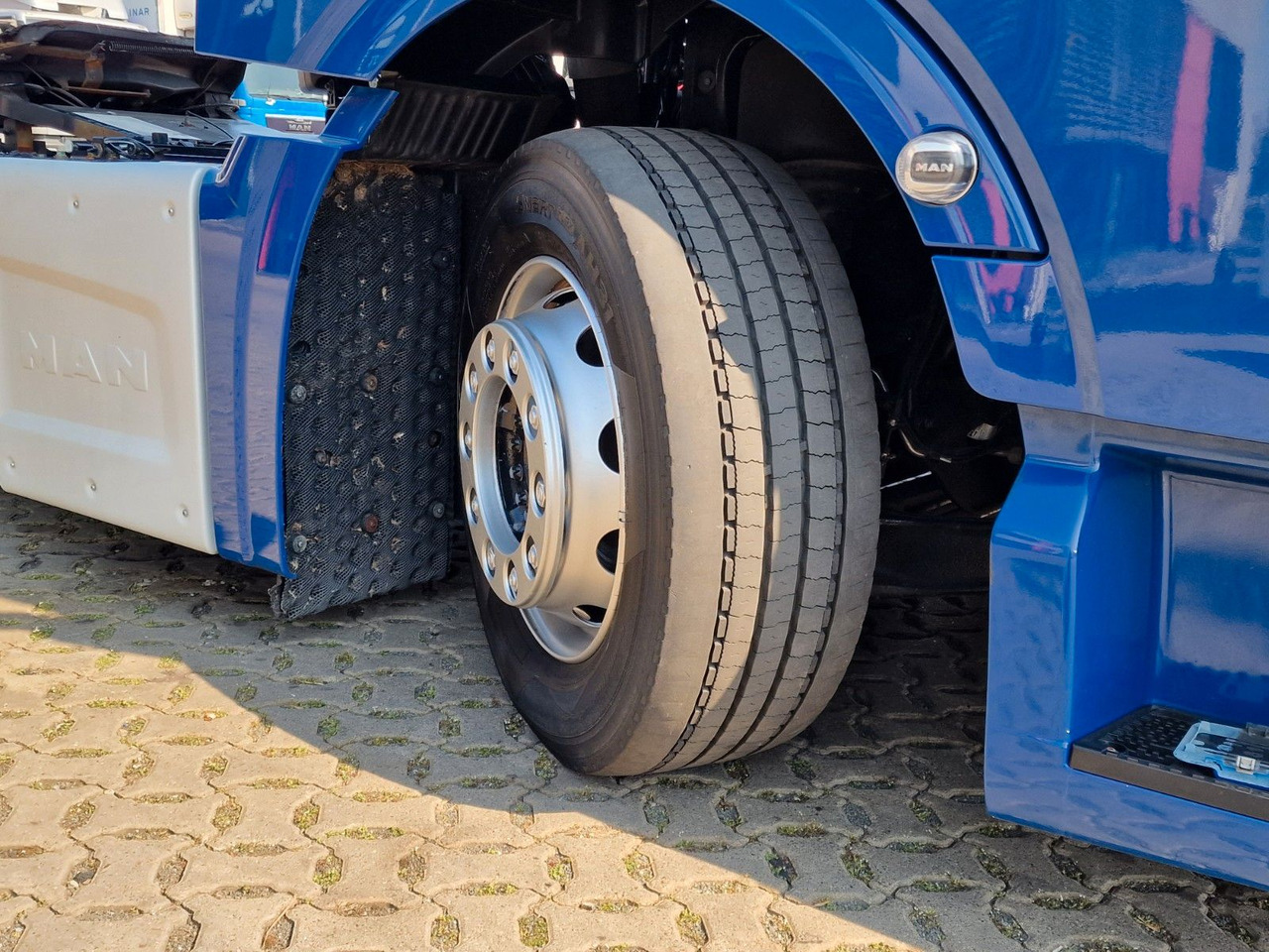 شاحنة جرار MAN TGX 18 470 4x2 LL SA / Retarder /6D /Hubkupplung: صور 28