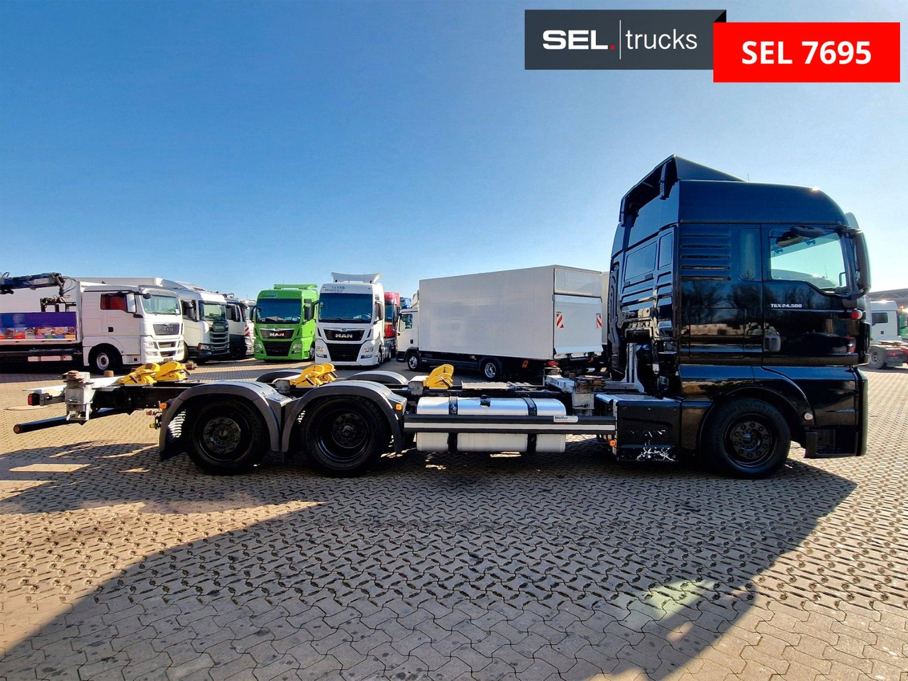 MAN TGX 24.500 6X2-2 LL-U / Intarder / Xeno / LOW KM - شاحنات الحاويات/ جسم علوي قابل للتغيير شاحنة: صور 4 MAN TGX 24.500 6X2-2 LL-U / Intarder / Xeno / LOW KM - شاحنات الحاويات/ جسم علوي قابل للتغيير شاحنة: صور 4
