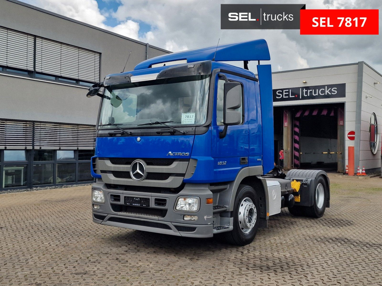 Mercedes-Benz Actros 1832 / Standklimaanlage - شاحنة جرار: صور 1 Mercedes-Benz Actros 1832 / Standklimaanlage - شاحنة جرار: صور 1