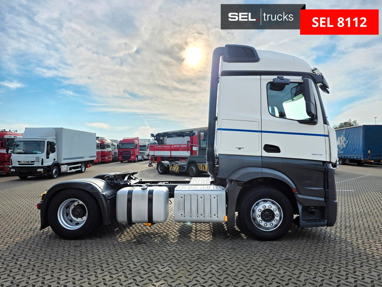 Mercedes-Benz Actros 1843 - شاحنة جرار: صور 4 Mercedes-Benz Actros 1843 - شاحنة جرار: صور 4