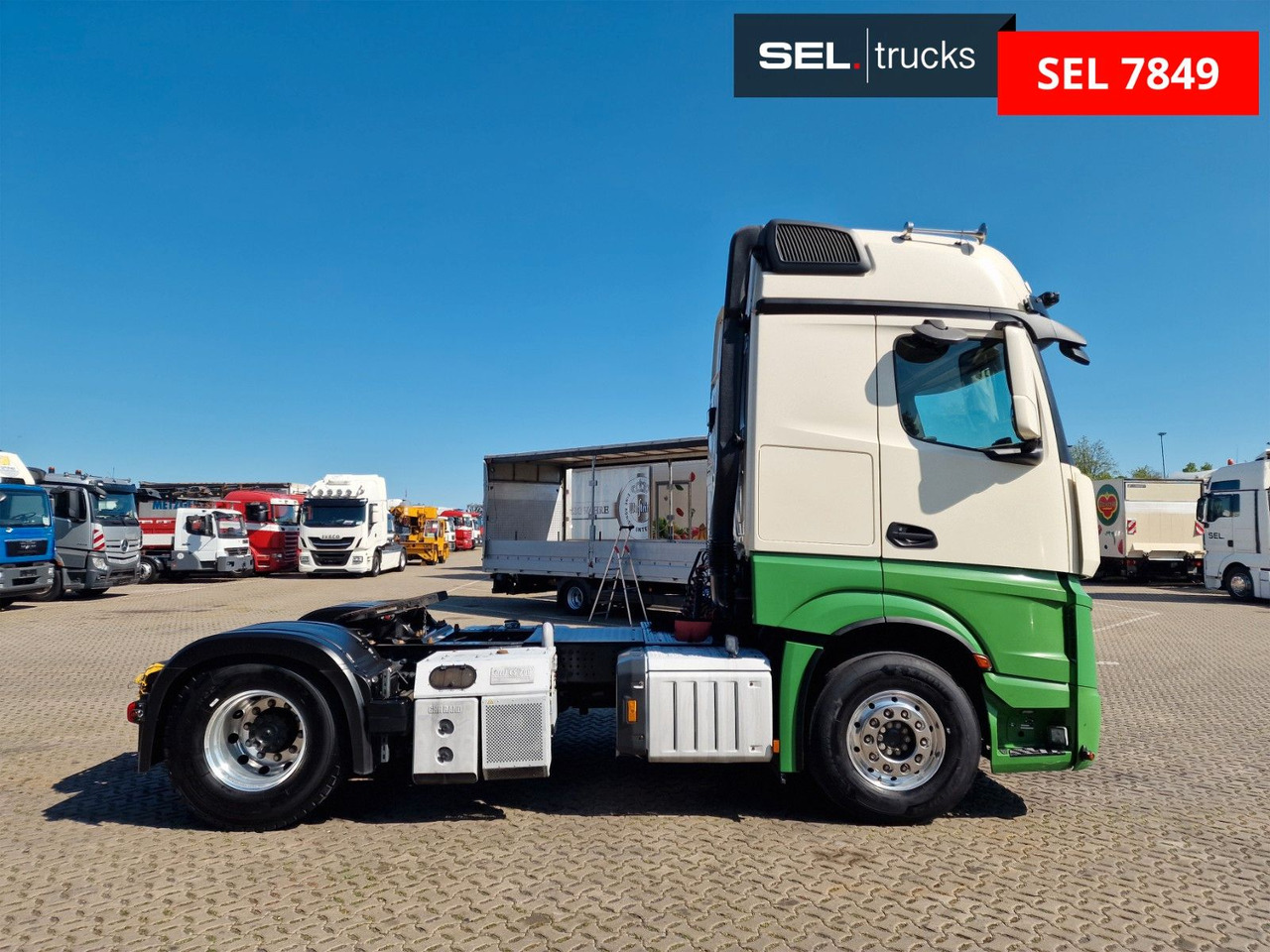 Mercedes-Benz Actros 1846 / Retarder / Kompressor / 6D - شاحنة جرار: صور 4 Mercedes-Benz Actros 1846 / Retarder / Kompressor / 6D - شاحنة جرار: صور 4
