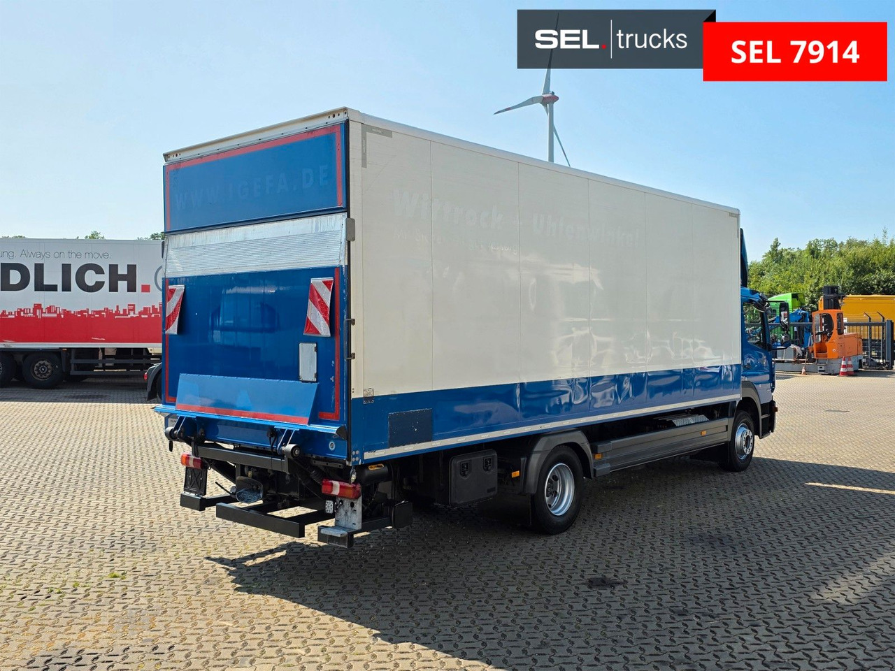 Mercedes-Benz Atego 1324 / Ladebordwand - بصندوق مغلق شاحنة: صور 5 Mercedes-Benz Atego 1324 / Ladebordwand - بصندوق مغلق شاحنة: صور 5