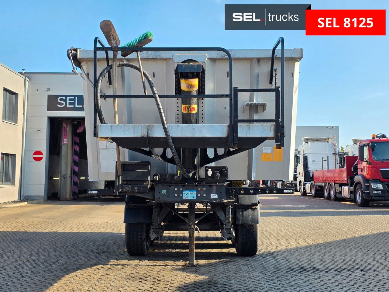 Wielton NW-3 / Liftachse - قلابة نصف مقطورة: صور 2 Wielton NW-3 / Liftachse - قلابة نصف مقطورة: صور 2