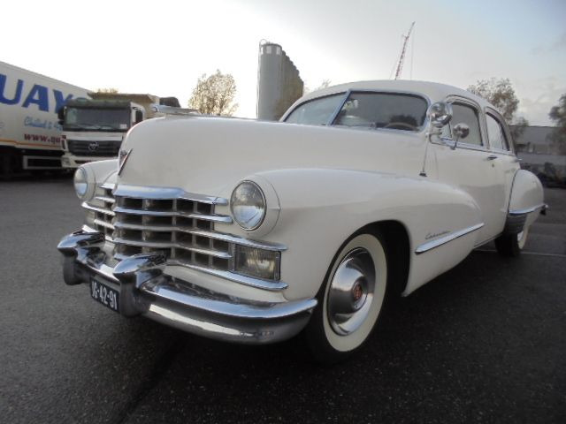 Cadillac Fleetwood sedan - سيدان: صور 1 Cadillac Fleetwood sedan - سيدان: صور 1