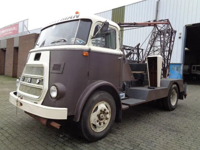 DAF 1300 BB NL KENTEKEN - شاحنة كرين: صور 1 DAF 1300 BB NL KENTEKEN - شاحنة كرين: صور 1