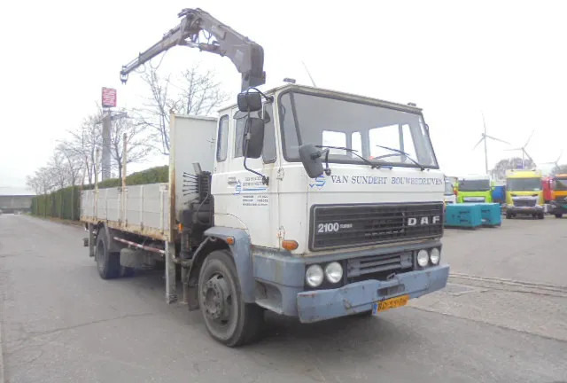 DAF 2100 TURBO - شاحنات مسطحة: صور 3 DAF 2100 TURBO - شاحنات مسطحة: صور 3