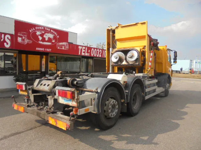 DAF 75.240 75 240 6X2 - شاحنة القمامة: صور 3 DAF 75.240 75 240 6X2 - شاحنة القمامة: صور 3