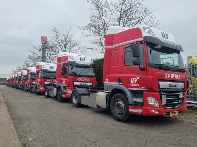 DAF CF 410 52 UNITS IN STOCK NL TREKKERS - شاحنة جرار: صور 2 DAF CF 410 52 UNITS IN STOCK NL TREKKERS - شاحنة جرار: صور 2