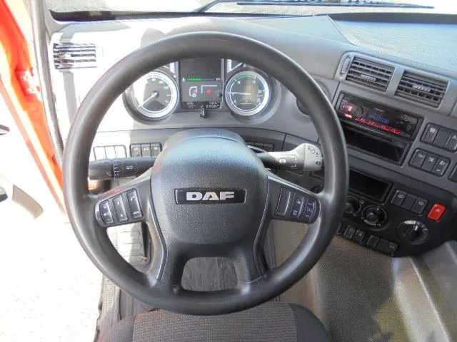 شاحنة جرار DAF CF 440: صور 15