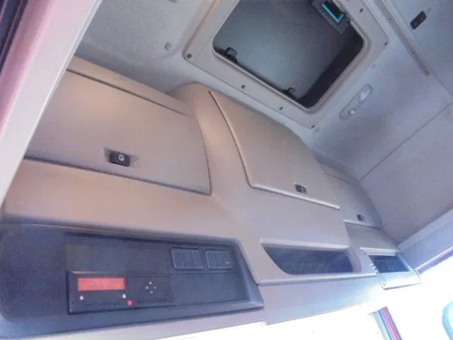 شاحنة جرار DAF CF 440: صور 17