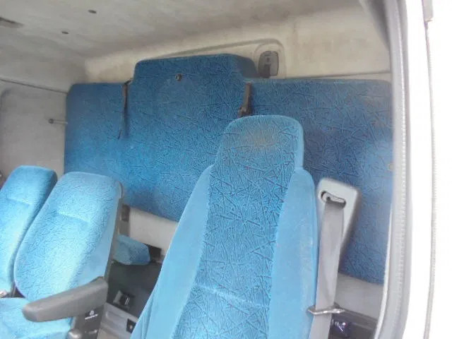 بصندوق مغلق شاحنة DAF LF 220: صور 17 بصندوق مغلق شاحنة DAF LF 220: صور 17