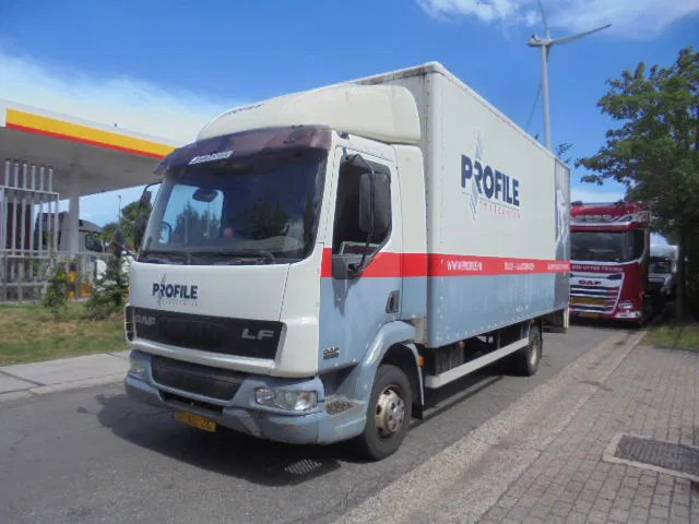 DAF LF 45 150 NL TRUCK SERVICE TRUCK SERVICE TRUCK MET COMPRESSOR - بصندوق مغلق شاحنة: صور 1 DAF LF 45 150 NL TRUCK SERVICE TRUCK SERVICE TRUCK MET COMPRESSOR - بصندوق مغلق شاحنة: صور 1