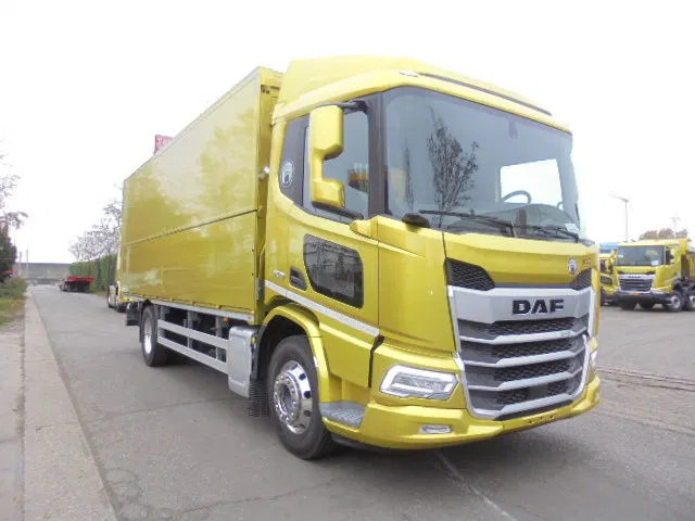 DAF XD 370 FA DEMO MET FABRIEKS GARANTIE NL TRUCK - بصندوق مغلق شاحنة: صور 4 DAF XD 370 FA DEMO MET FABRIEKS GARANTIE NL TRUCK - بصندوق مغلق شاحنة: صور 4