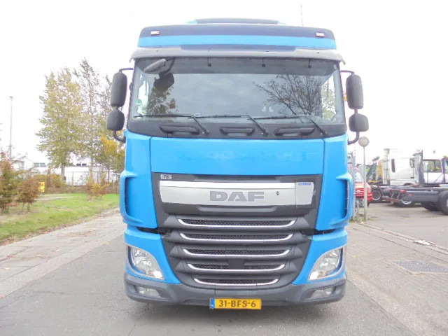 DAF XF 410 6X2 NL TRUCK TUV 03-26 - شاحنة ستارة: صور 2 DAF XF 410 6X2 NL TRUCK TUV 03-26 - شاحنة ستارة: صور 2