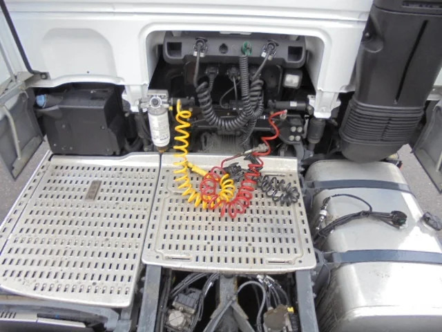 تأجير DAF XF 440 6x2 DAF XF 440 6x2: صور 10 تأجير DAF XF 440 6x2 DAF XF 440 6x2: صور 10